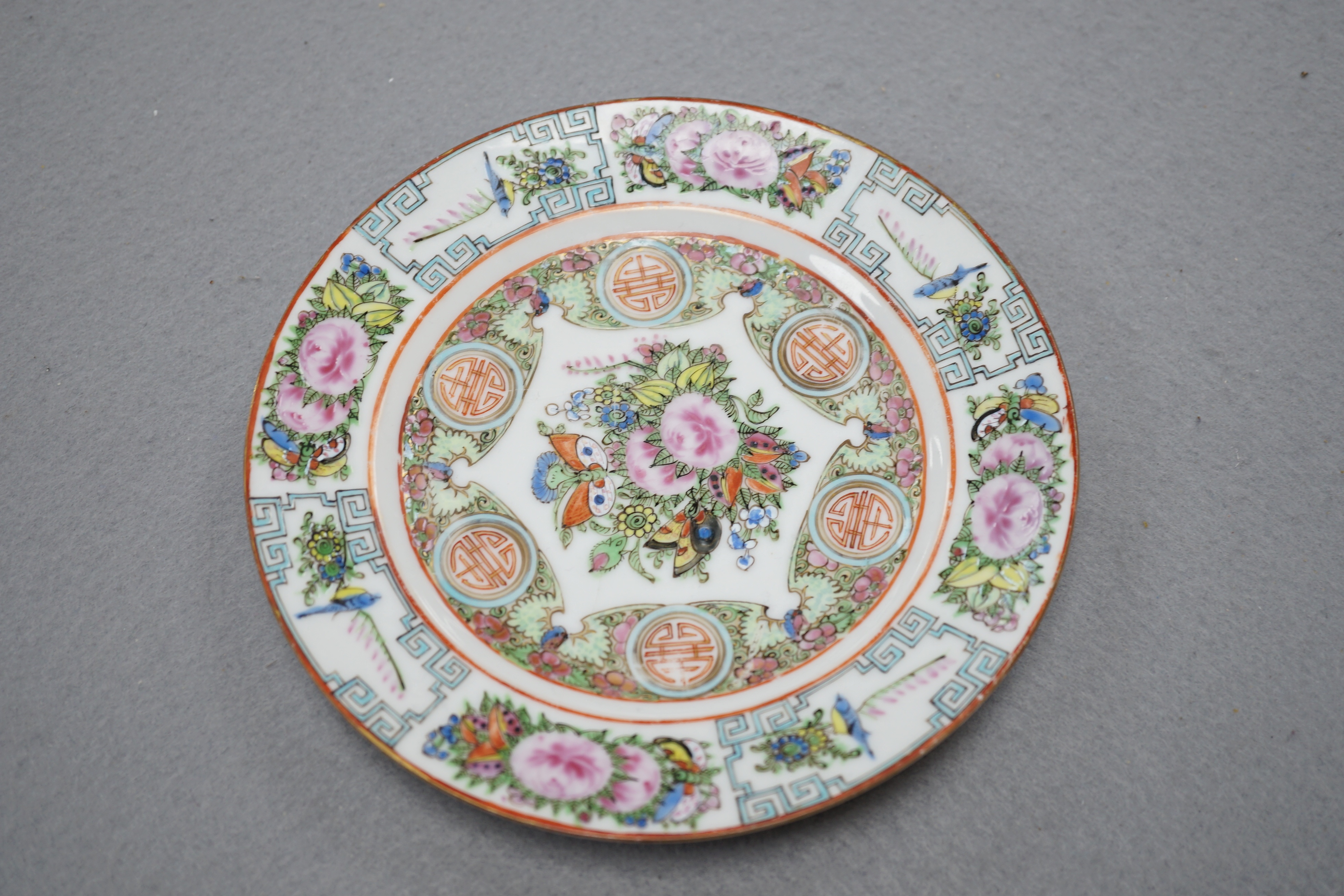 A Chinese famille rose brush pot together with other various oriental ceramics and figures (12)